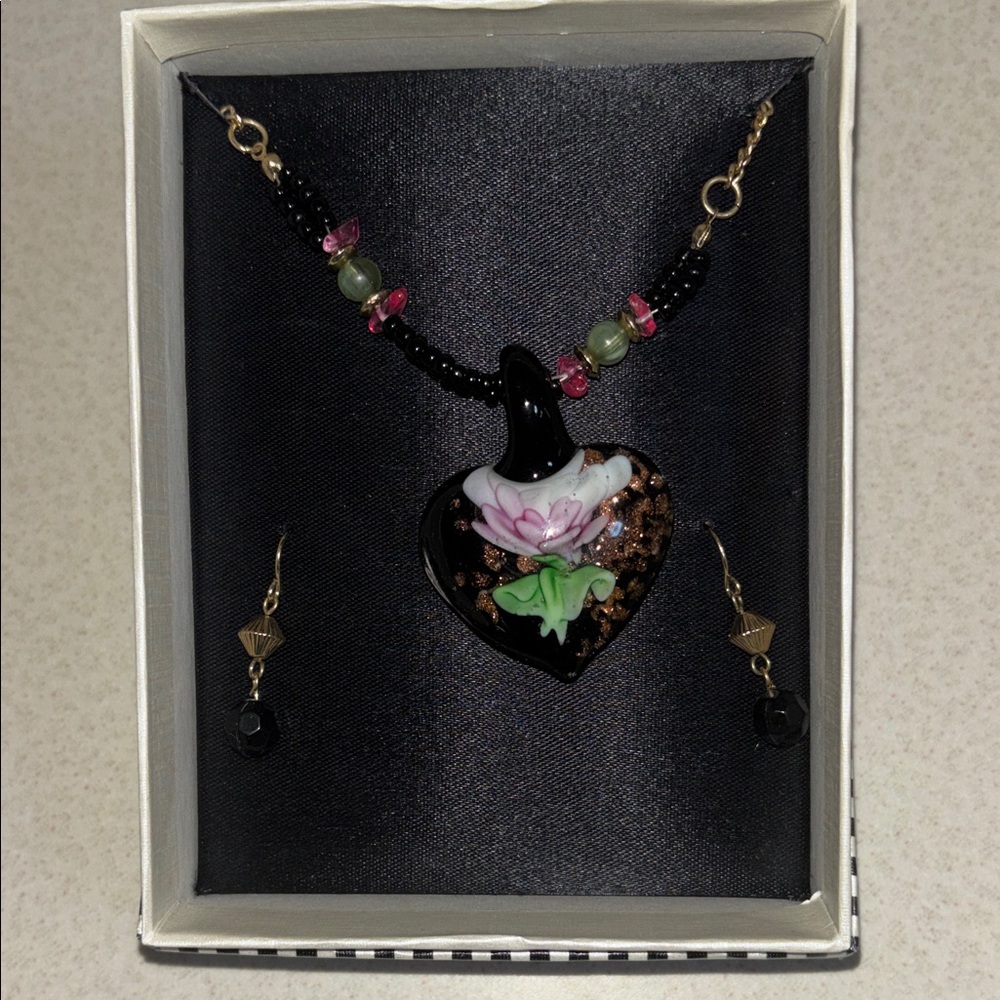 Mixit Black and Gold Floral Heart Necklace Set